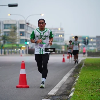Runner Photo 8643949