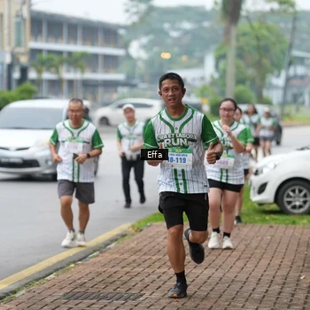 Runner Photo 8643953