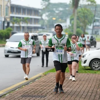 Runner Photo 8644004