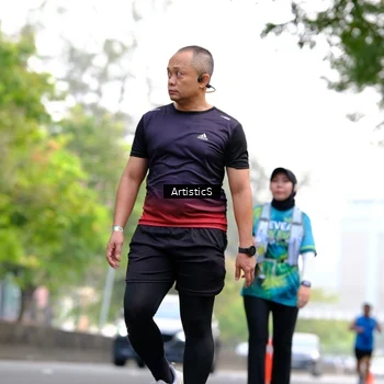 Runner Photo 8644024