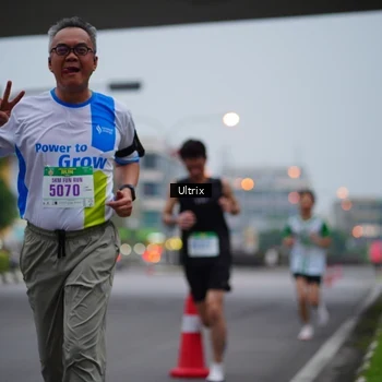 Runner Photo 8644045