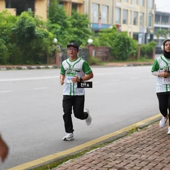 Runner Photo 8644053