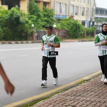 Runner Photo 8644067