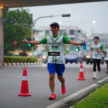 Runner Photo 8644210