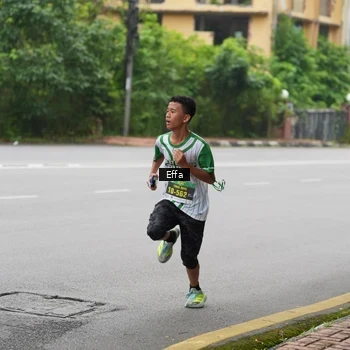 Runner Photo 8644340
