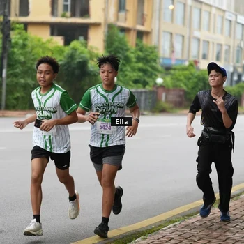 Runner Photo 8644372