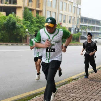 Runner Photo 8644376