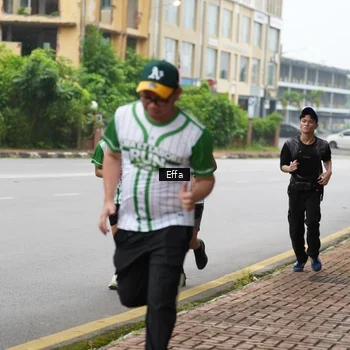 Runner Photo 8644383