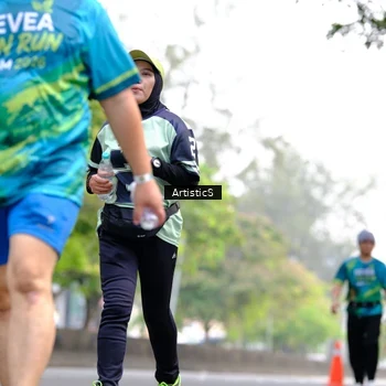 Runner Photo 8644442