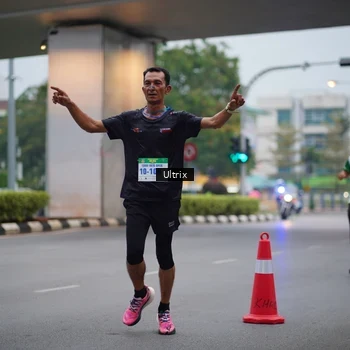 Runner Photo 8644486