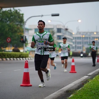 Runner Photo 8644510