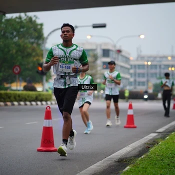 Runner Photo 8644515
