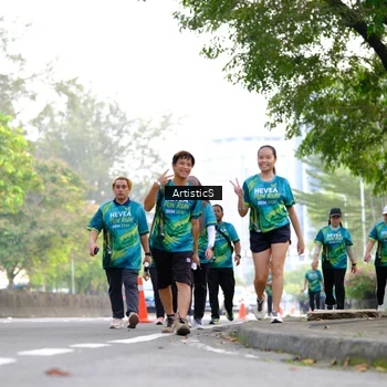 Runner Photo 8644630