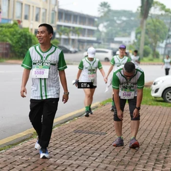 Runner Photo 8644874