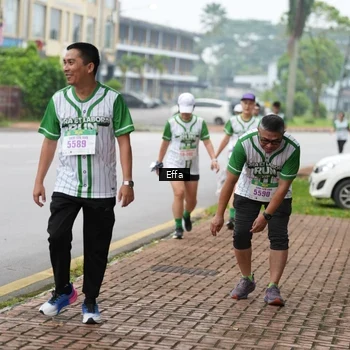 Runner Photo 8644876