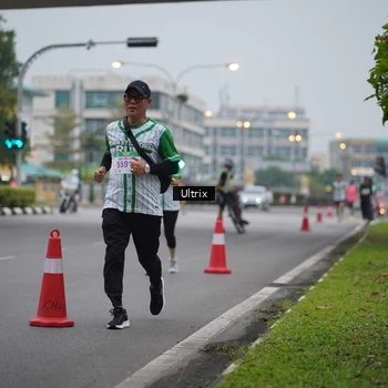 Runner Photo 8644909