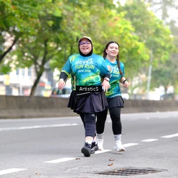 Runner Photo 8645004
