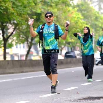 Runner Photo 8645033
