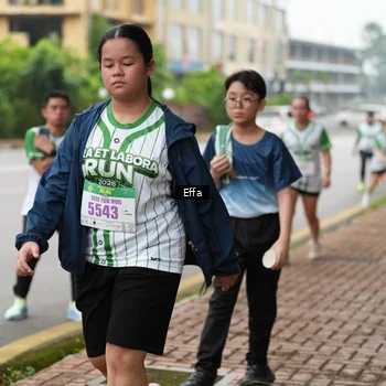 Runner Photo 8645040