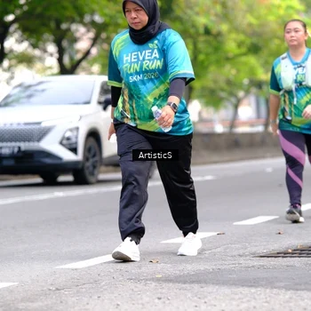 Runner Photo 8645100