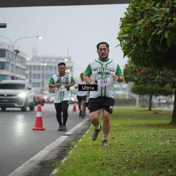 Runner Photo 8645111