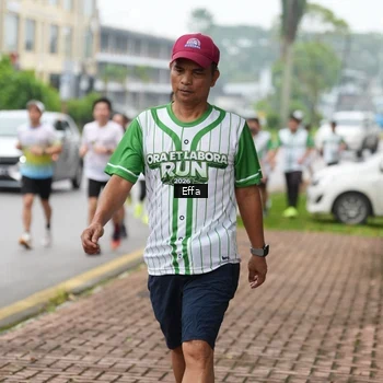 Runner Photo 8645218