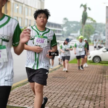 Runner Photo 8645335