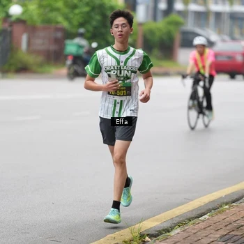 Runner Photo 8645387