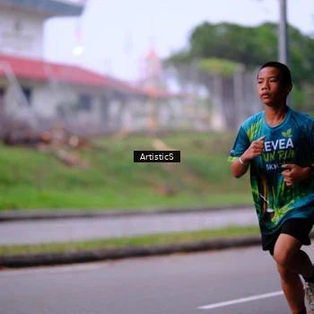 Runner Photo 8645711