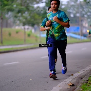 Runner Photo 8645714