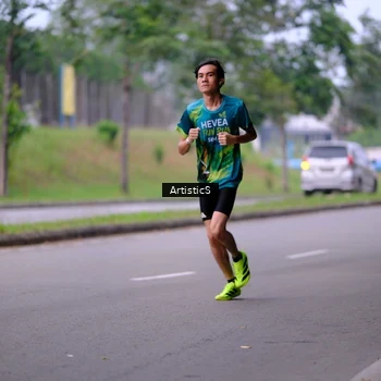 Runner Photo 8645754