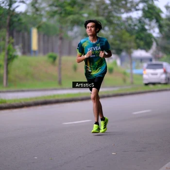 Runner Photo 8645756