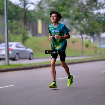 Runner Photo 8645759