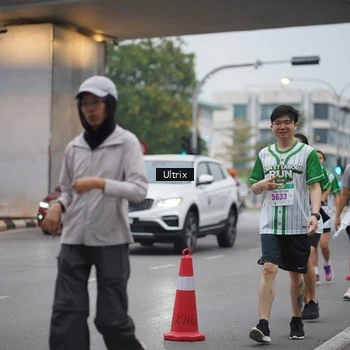 Runner Photo 8645772