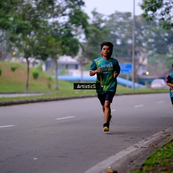 Runner Photo 8645805