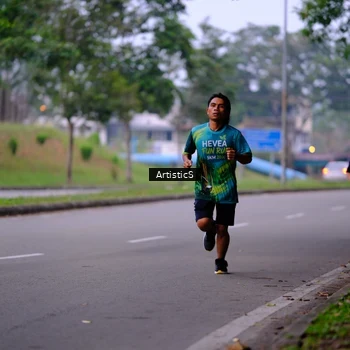 Runner Photo 8645815