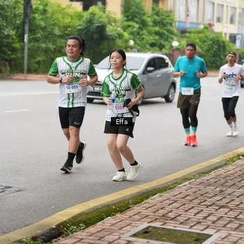 Runner Photo 8645982