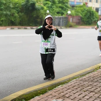 Runner Photo 8646013
