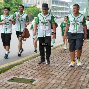 Runner Photo 8646748