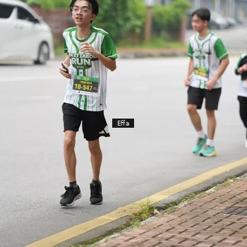 Runner Photo 8646874