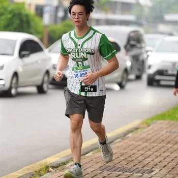Runner Photo 8646915