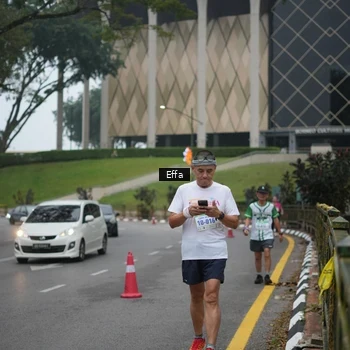 Runner Photo 8647294