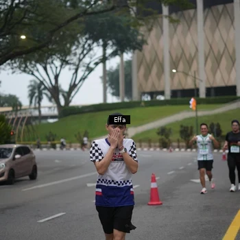 Runner Photo 8647316