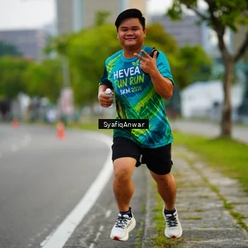 Runner Photo 8647334