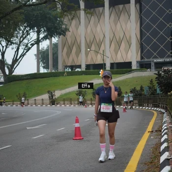 Runner Photo 8647381