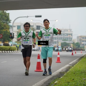 Runner Photo 8647383