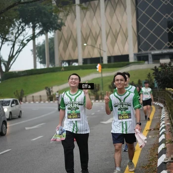 Runner Photo 8647415