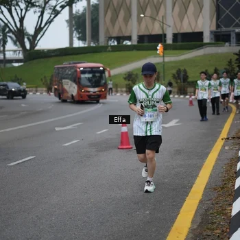 Runner Photo 8647422