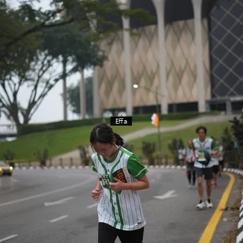 Runner Photo 8647494