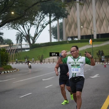 Runner Photo 8647511